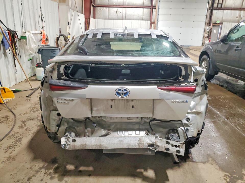 68391766 :رقم المزاد ، JTDL9MFU7N3038948 vin ، 2022 Toyota Prius مزاد بيع
