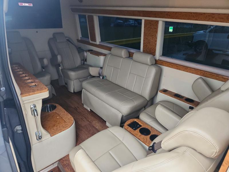 67821936 :رقم المزاد ، WDWPE8AC095420376 vin ، 2009 Mercedes-benz Sprinter مزاد بيع