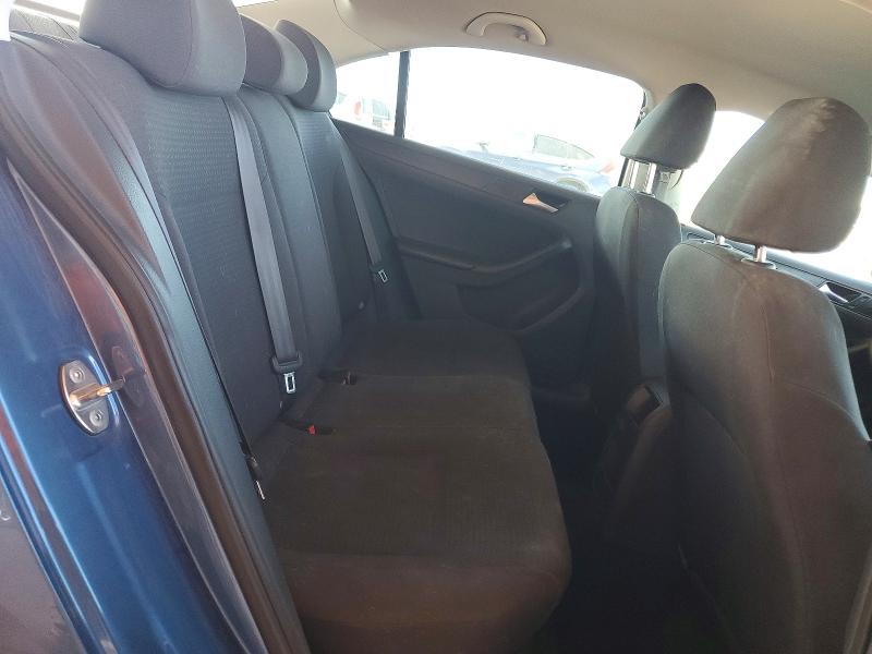 68261986 :رقم المزاد ، 3VW267AJ3GM363274 vin ، 2016 Volkswagen Jetta مزاد بيع