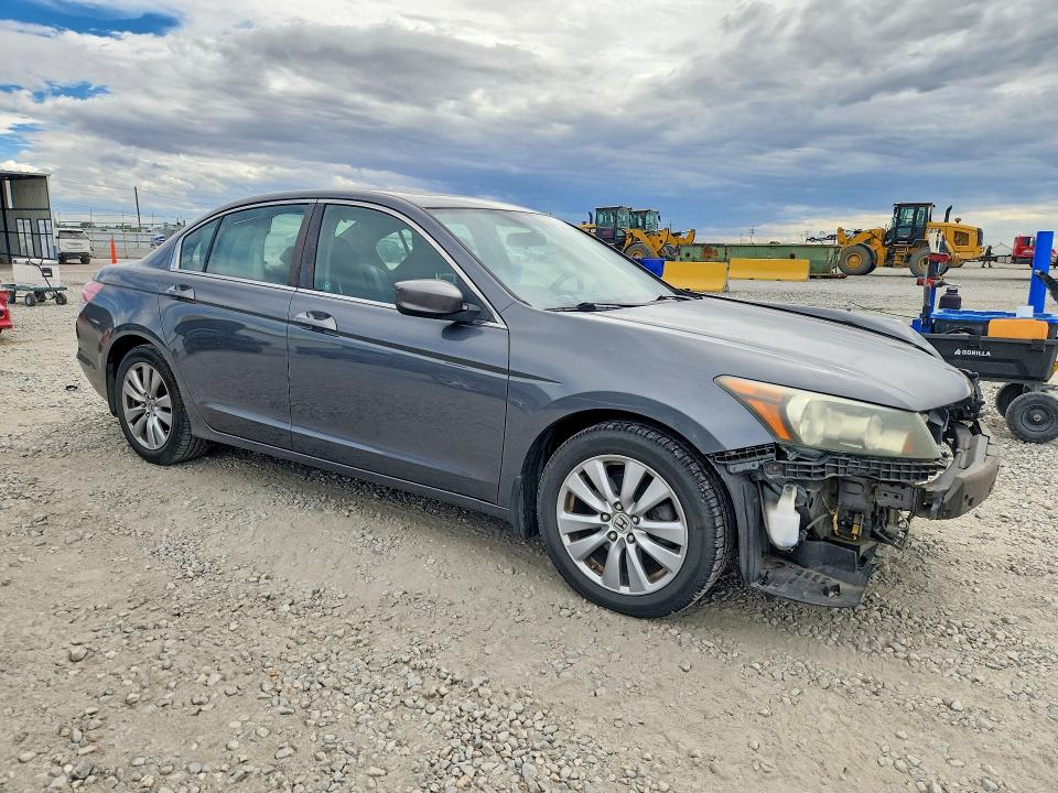 2011 Honda Accord მანქანა იყიდება აუქციონზე, vin: 1HGCP2F76BA009860, აუქციონის ნომერი: 69198826