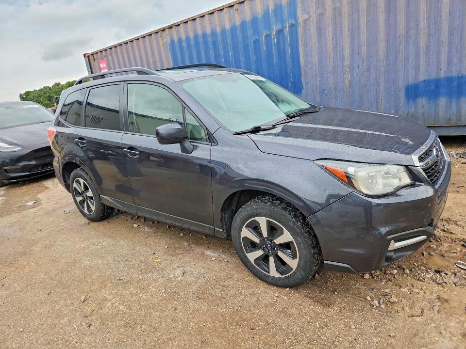 2017 Subaru Forester მანქანა იყიდება აუქციონზე, vin: JF2SJAEC3HH456393, აუქციონის ნომერი: 68938466