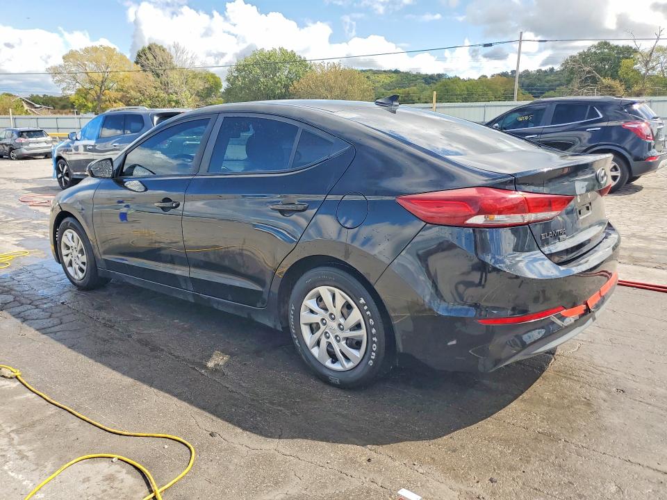 2017 Hyundai Elantra მანქანა იყიდება აუქციონზე, vin: KMHD74LF9HU402104, აუქციონის ნომერი: 70344476
