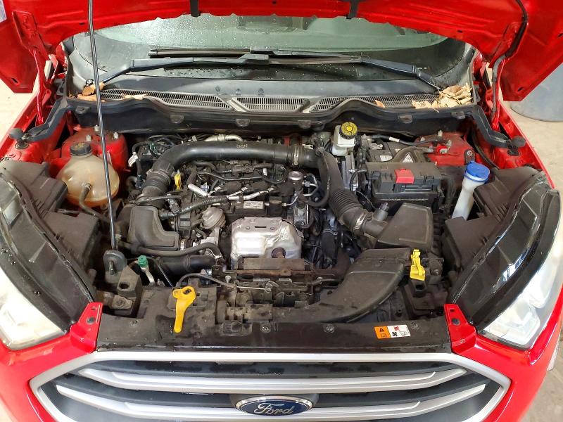 67640136 :رقم المزاد ، MAJ3S2GE2KC257723 vin ، 2019 Ford Ecosport مزاد بيع