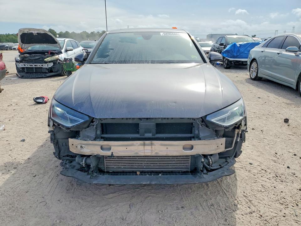 68968886 :رقم المزاد ، WAUGMAF46LN012578 vin ، 2020 Audi A4 مزاد بيع