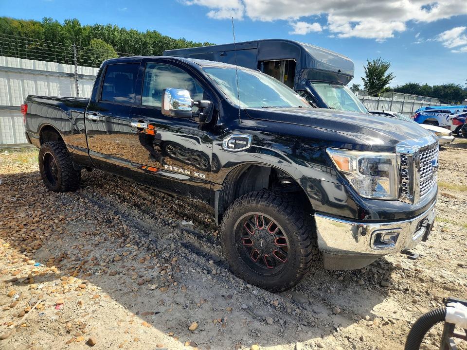 Aukcja sprzedaży 2017 Nissan Titan Xd, vin: 1N6BA1F46HN563183, numer aukcji: 68975196