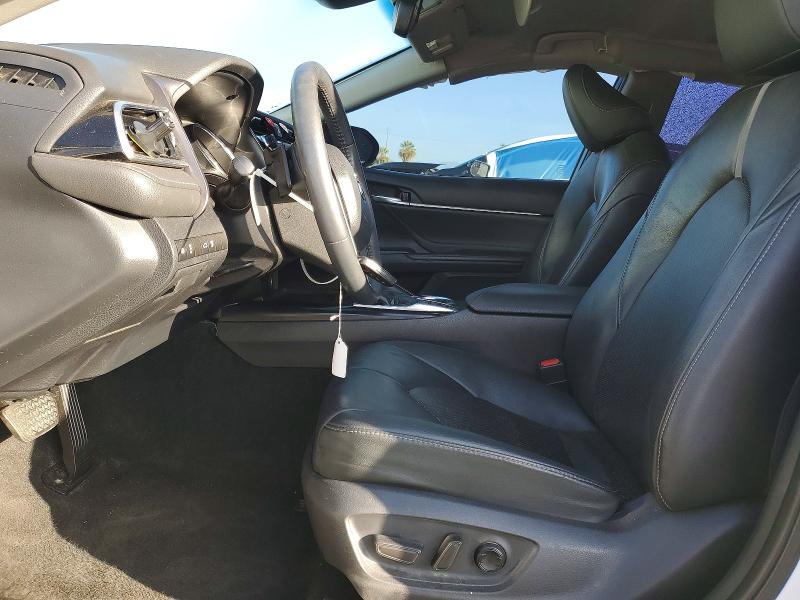 Auction sale of the 2018 Toyota Camry, vin: 4T1B61HK4JU141226, lot number: 67839916