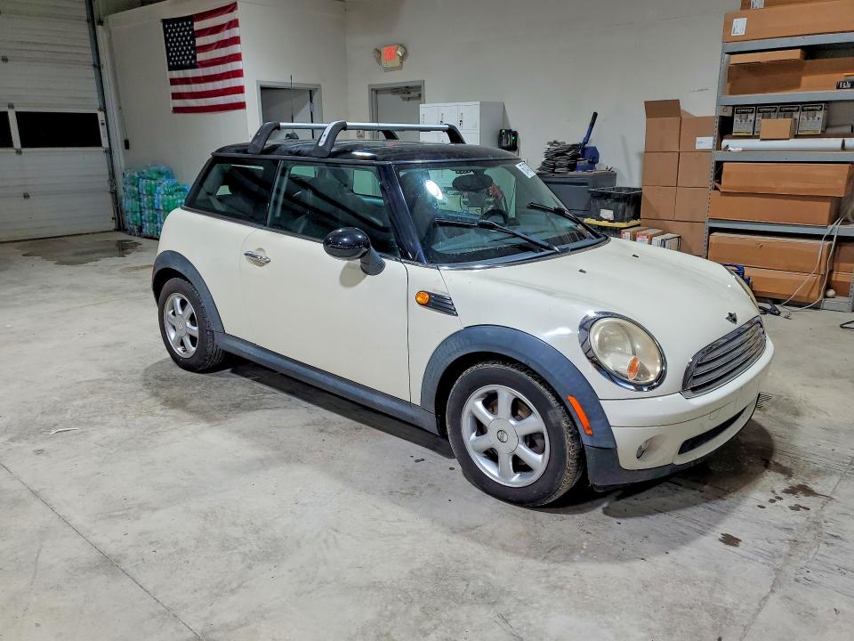 Продажа на аукционе авто 2009 Mini Cooper, vin: WMWMF33519TW77463, номер лота: 67470746