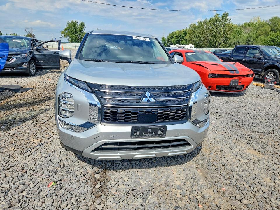 68678246 :رقم المزاد ، JA4J4VA82RZ088871         vin ، 2024 Mitsubishi Outlander مزاد بيع