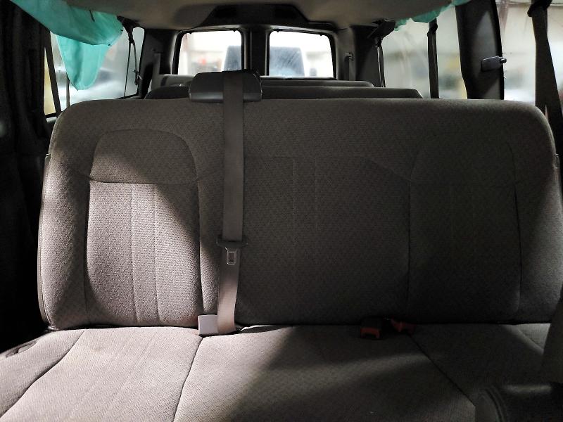 69414716 :رقم المزاد ، 1GAZGPFGXH1216940 vin ، 2017 Chevrolet Express G3500 مزاد بيع