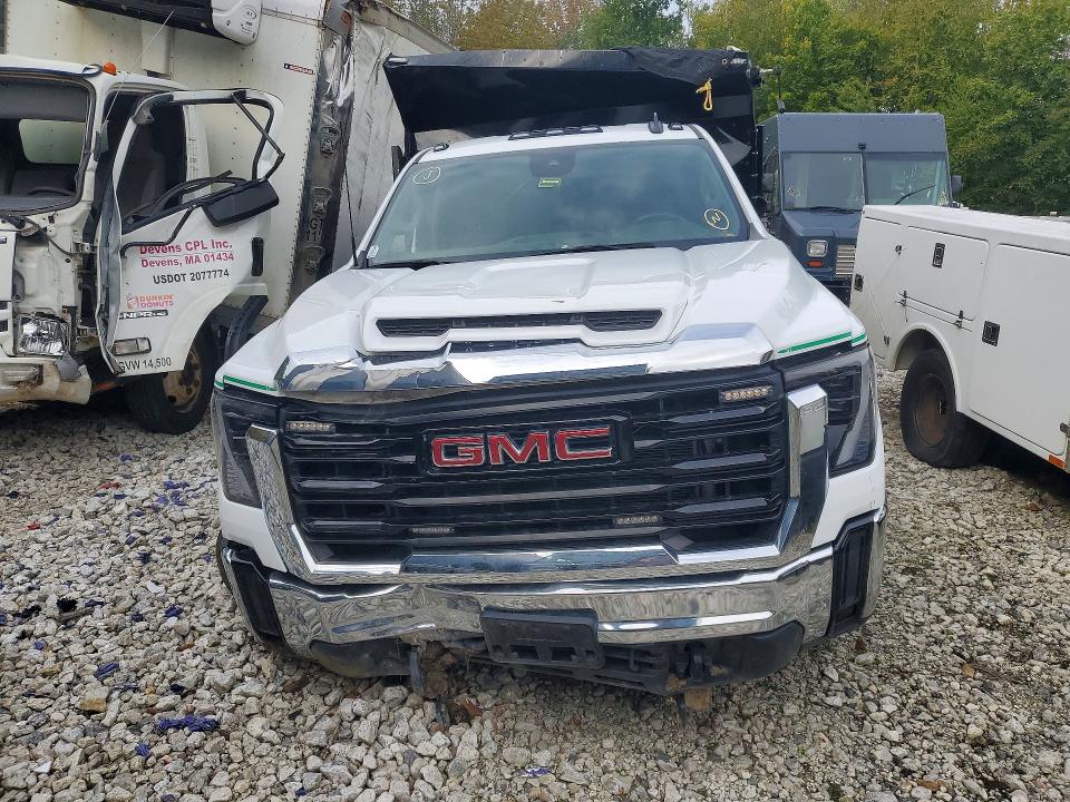 70389636 :رقم المزاد ، 1GD39SE73RF388027 vin ، 2024 Gmc Sierra مزاد بيع