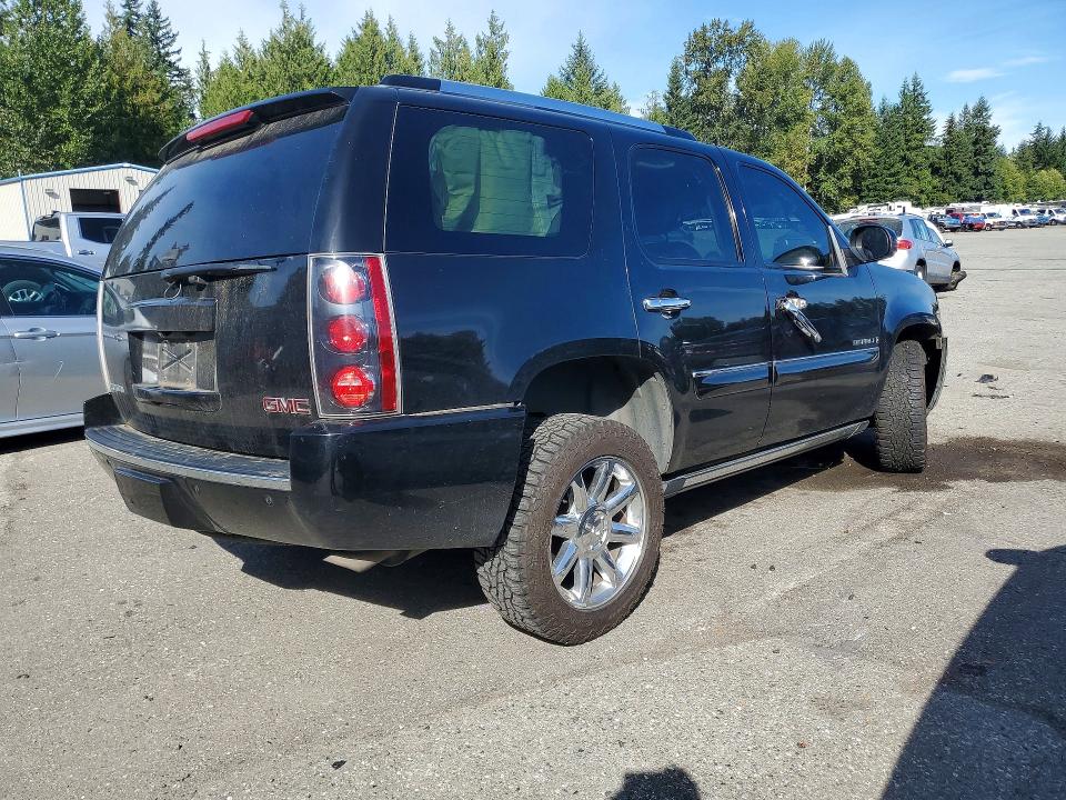 68198386 :رقم المزاد ، 1GKFK63827J277749 vin ، 2007 Gmc Yukon مزاد بيع