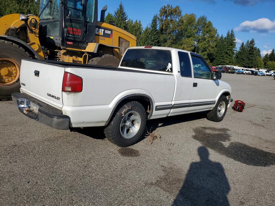69063146 :رقم المزاد ، 1GCCS19W518126684 vin ، 2001 Chevrolet S Truck مزاد بيع
