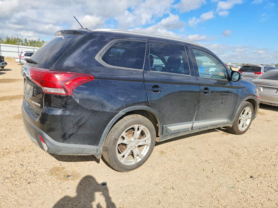 2016 Mitsubishi Outlander მანქანა იყიდება აუქციონზე, vin: JA4JZ3AX7GZ601817        , აუქციონის ნომერი: 69181456