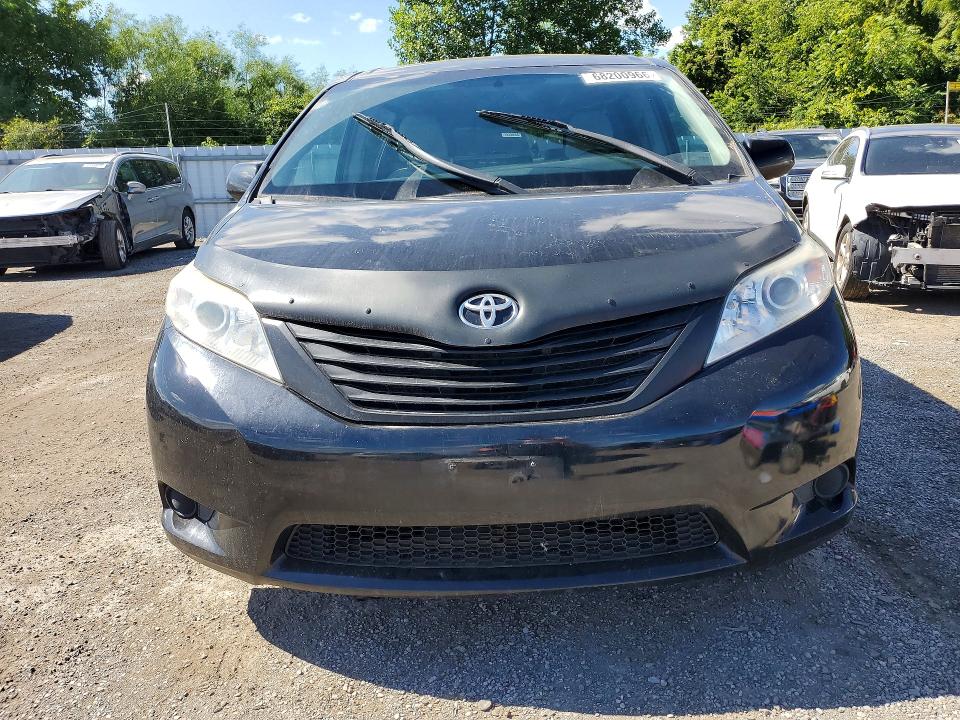 Продажа на аукционе авто 2017 Toyota Sienna, vin: 5TDZZ3DCXHS844347, номер лота: 68200966