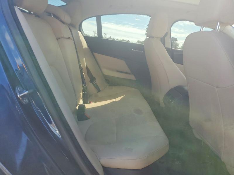 Продаж на аукціоні авто 2018 Jaguar Xe, vin: SAJAJ4FX0JCP33616, номер лоту: 69848636