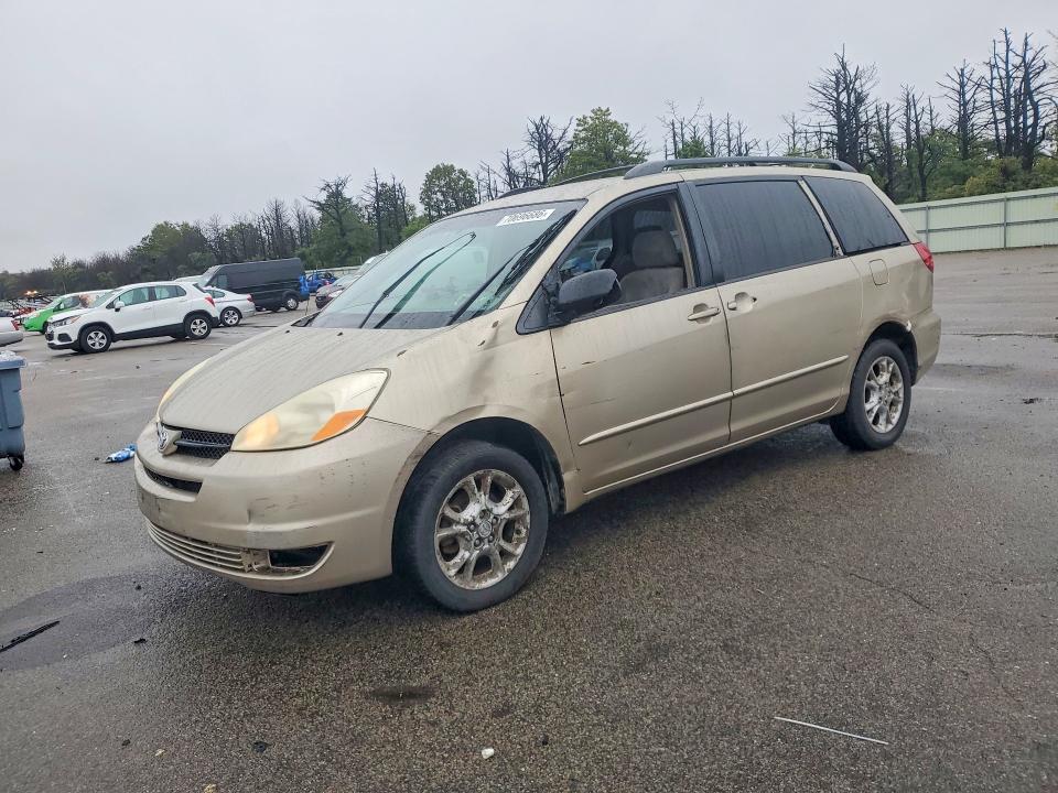 70696686 :رقم المزاد ، 5TDBA23C65S050235 vin ، 2005 Toyota Sienna مزاد بيع