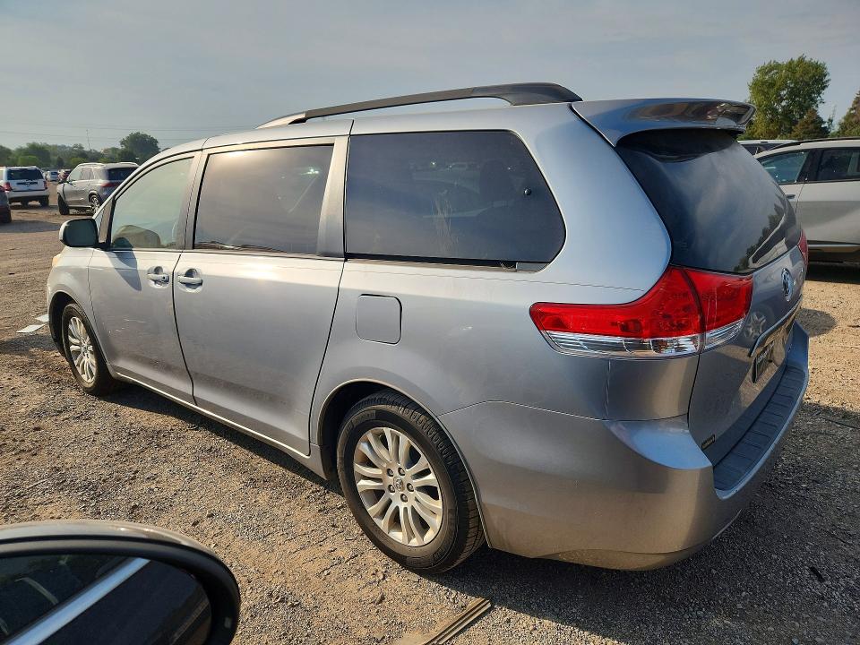 Aukcja sprzedaży 2014 Toyota Sienna, vin: 5TDYK3DC9ES513724, numer aukcji: 67012976