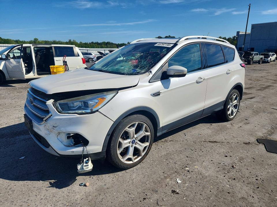 Продажа на аукционе авто 2018 Ford Escape, vin: 1FMCU9J99JUB80054, номер лота: 68260196
