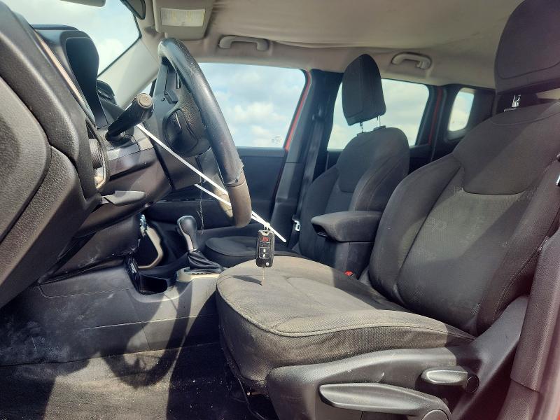 2015 Jeep Renegade მანქანა იყიდება აუქციონზე, vin: ZACCJABT5FPB85785, აუქციონის ნომერი: 69943786