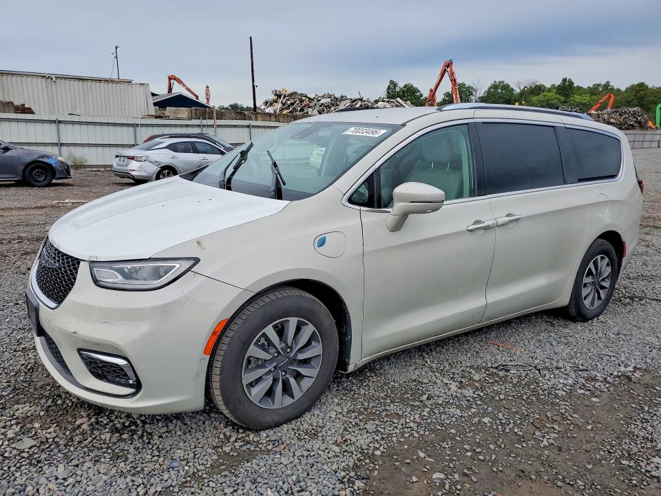 2021 Chrysler Pacifica მანქანა იყიდება აუქციონზე, vin: 2C4RC1L78MR586973, აუქციონის ნომერი: 70033496