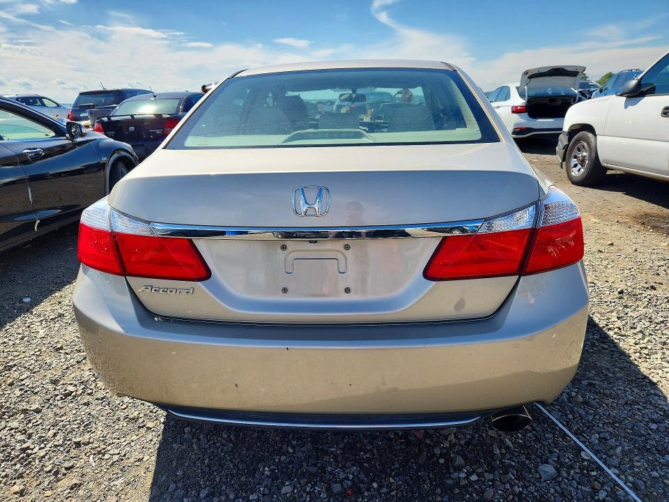 Продажа на аукционе авто 2015 Honda Accord, vin: 1HGCR2F39FA182382, номер лота: 67934826