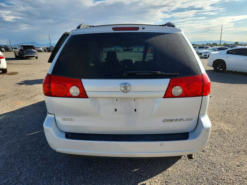 Продажа на аукционе авто 2010 Toyota Sienna, vin: 5TDYK4CC3AS335844, номер лота: 68096446