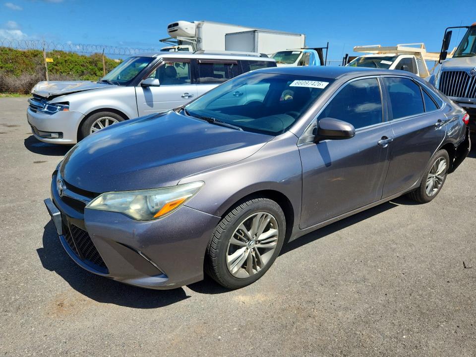 2015 Toyota Camry მანქანა იყიდება აუქციონზე, vin: 4T1BF1FK9FU897158, აუქციონის ნომერი: 66097426