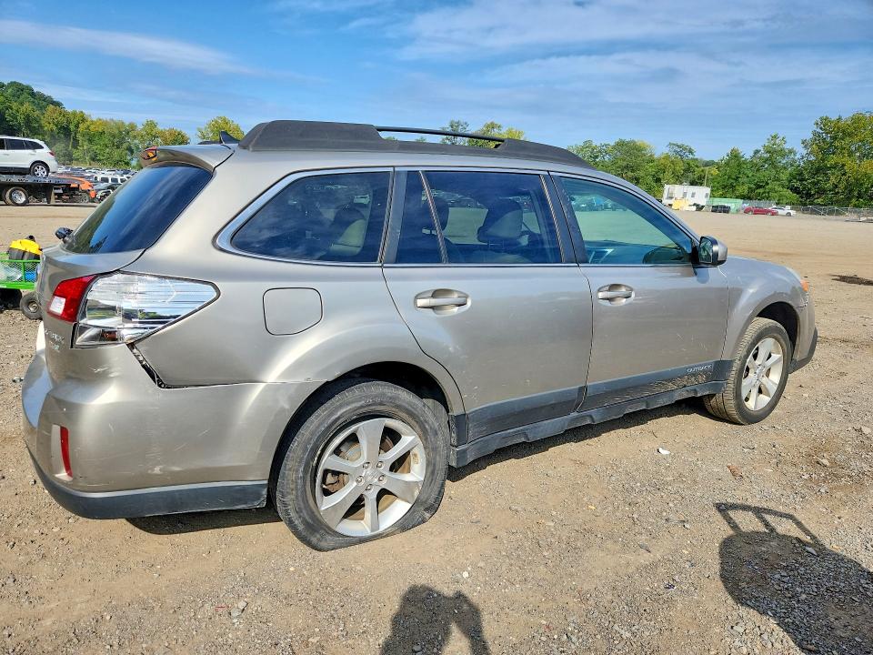 69299246 :رقم المزاد ، 4S4BRBMC0E3275934 vin ، 2014 Subaru Outback مزاد بيع