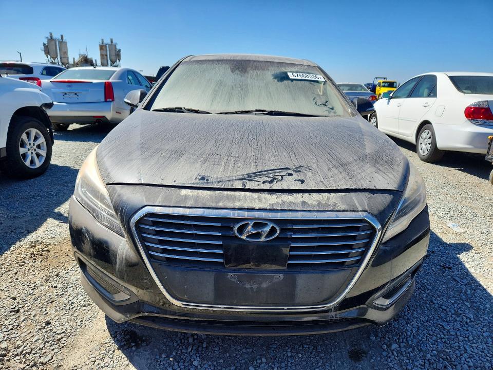 2016 Hyundai Sonata Hybrid მანქანა იყიდება აუქციონზე, vin: KMHE34L11GA033534, აუქციონის ნომერი: 67668536