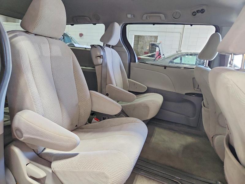 Продаж на аукціоні авто 2011 Toyota Sienna, vin: 5TDKK3DC6BS124105, номер лоту: 69123686