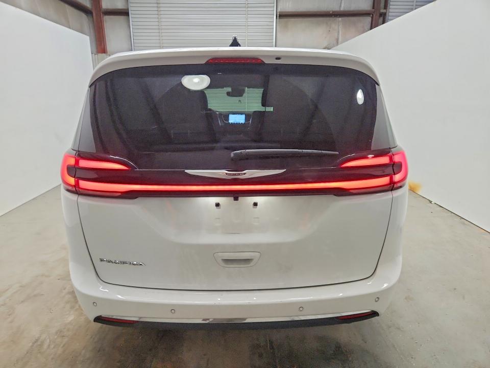 Продаж на аукціоні авто 2026 Chrysler Pacifica, vin: 2C4RC1BG2TR230230, номер лоту: 70161676
