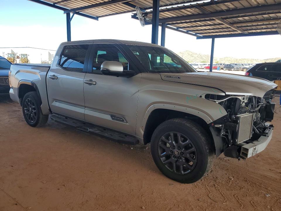 Продаж на аукціоні авто 2025 Toyota Tundra, vin: 5TFNC5DBXSX103295, номер лоту: 69729266
