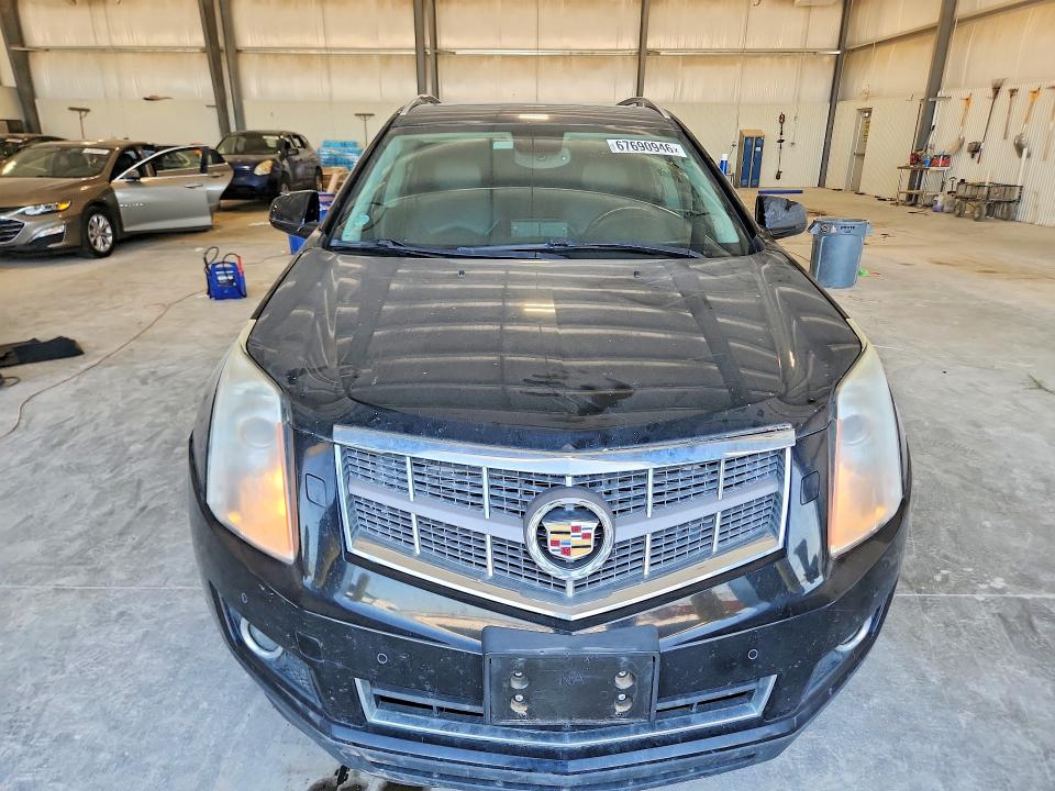 67690946 :رقم المزاد ، 3GYFNFEY8AS516446 vin ، 2010 Cadillac Srx مزاد بيع
