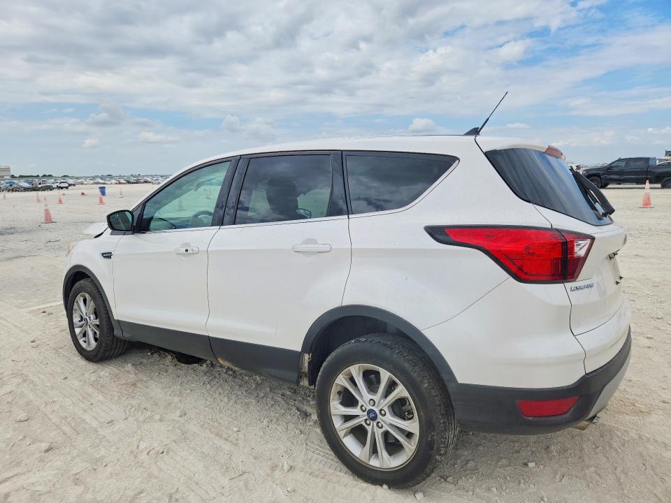2019 Ford Escape მანქანა იყიდება აუქციონზე, vin: 1FMCU0GD2KUA18145, აუქციონის ნომერი: 66849106