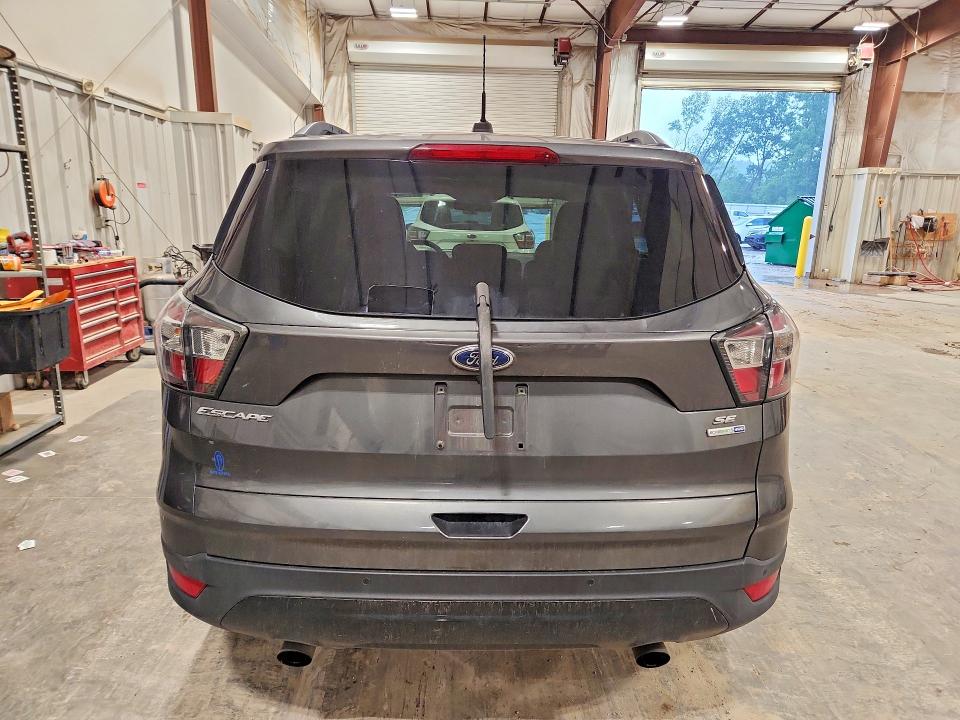 2017 Ford Escape მანქანა იყიდება აუქციონზე, vin: 1FMCU9G98HUA11113, აუქციონის ნომერი: 67430256