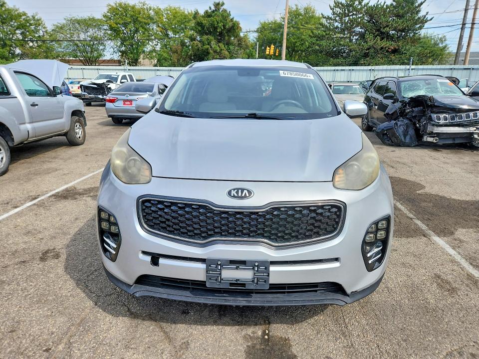 67850066 :رقم المزاد ، KNDPM3AC8H7049866 vin ، 2017 Kia Sportage مزاد بيع