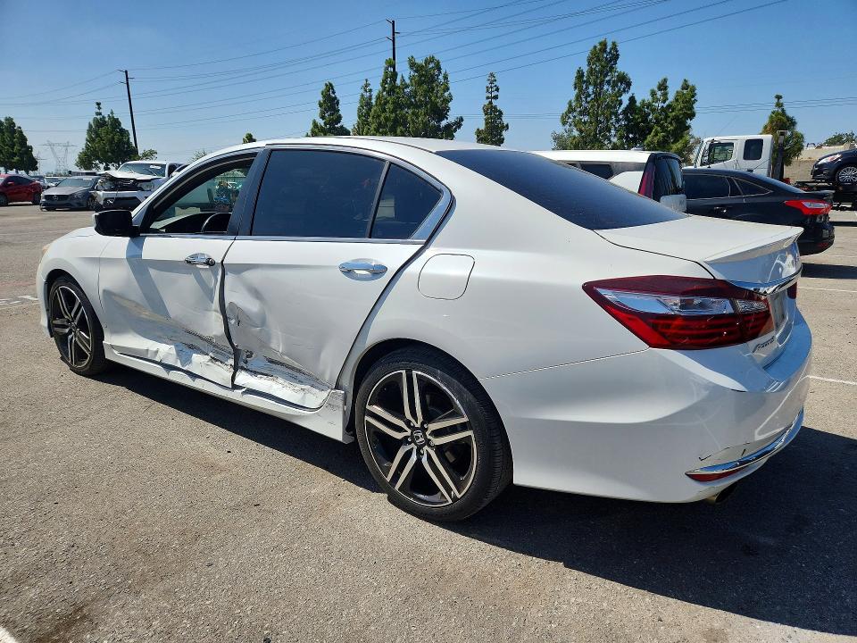2017 Honda Accord მანქანა იყიდება აუქციონზე, vin: 1HGCR2F52HA269352, აუქციონის ნომერი: 69798256
