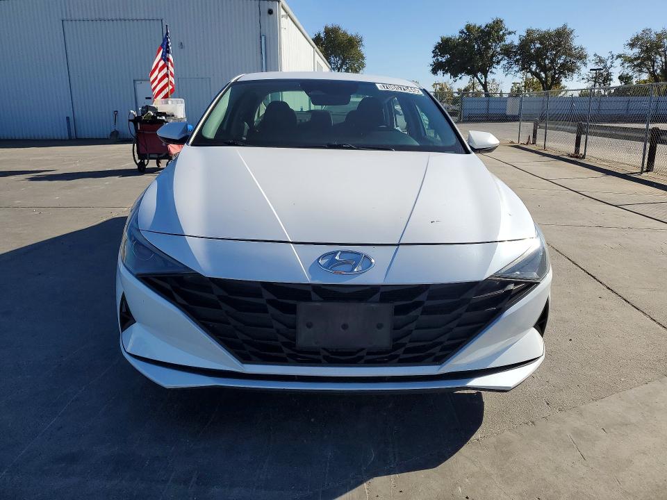 70857546 :رقم المزاد ، 5NPLM4AG7MH006861 vin ، 2021 Hyundai Elantra مزاد بيع