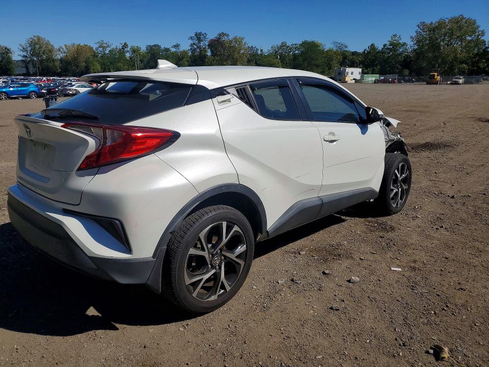 Продажа на аукционе авто 2018 Toyota C-hr, vin: NMTKHMBX7JR012257, номер лота: 69593666