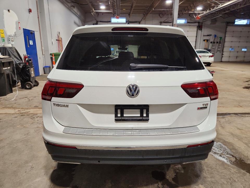 Продаж на аукціоні авто 2018 Volkswagen Tiguan, vin: 3VV4B7AX3JM067594, номер лоту: 67981016