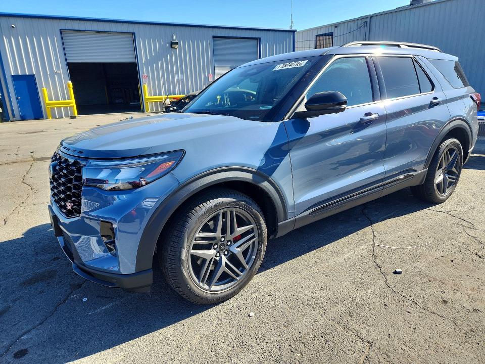 Продажа на аукционе авто 2025 Ford Explorer, vin: 1FMWK8GC0SGC15418, номер лота: 70384516