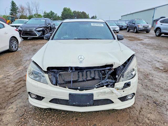 68240366 :رقم المزاد ، WDDGF8BB8AF416232 vin ، 2010 Mercedes-benz C مزاد بيع