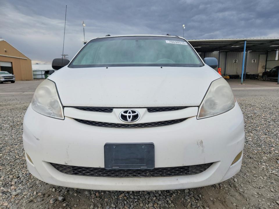 2006 Toyota Sienna მანქანა იყიდება აუქციონზე, vin: 5TDZA23C46S513330, აუქციონის ნომერი: 70690916