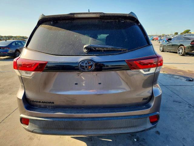 Aukcja sprzedaży 2019 Toyota Highlander, vin: 5TDKZRFH9KS319641, numer aukcji: 69520946