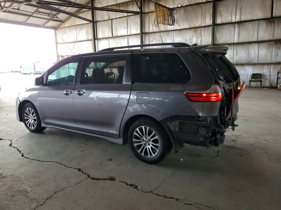 70560776 :رقم المزاد ، 5TDYZ3DC8LS062357 vin ، 2020 Toyota Sienna مزاد بيع