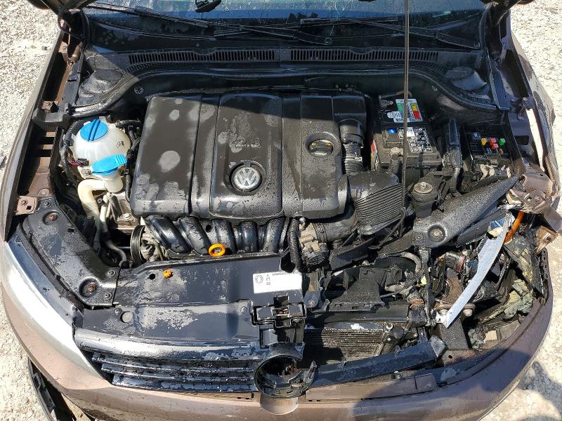 2011 Volkswagen Jetta მანქანა იყიდება აუქციონზე, vin: 3VWBX7AJ4BM375438, აუქციონის ნომერი: 67332166