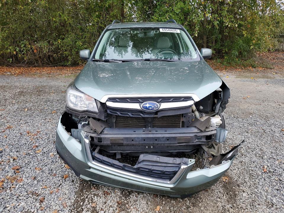 2018 Subaru Forester მანქანა იყიდება აუქციონზე, vin: JF2SJAGC3JH560885, აუქციონის ნომერი: 69546626