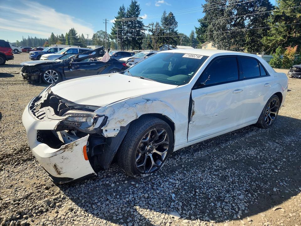 2016 Chrysler 300 მანქანა იყიდება აუქციონზე, vin: 2C3CCABG0GH170535, აუქციონის ნომერი: 71055716