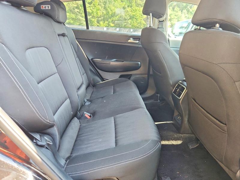 68331816 :رقم المزاد ، KNDPMCAC2H7121337 vin ، 2017 Kia Sportage مزاد بيع