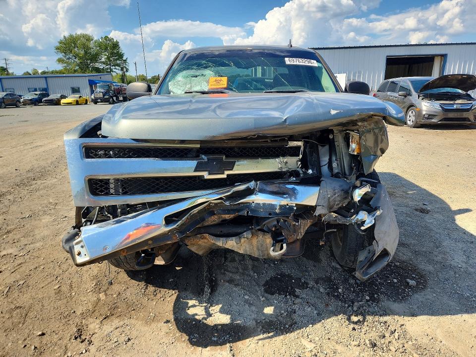 69763296 :رقم المزاد ، 3GCPKSE3XBG331657 vin ، 2011 Chevrolet Silverado مزاد بيع